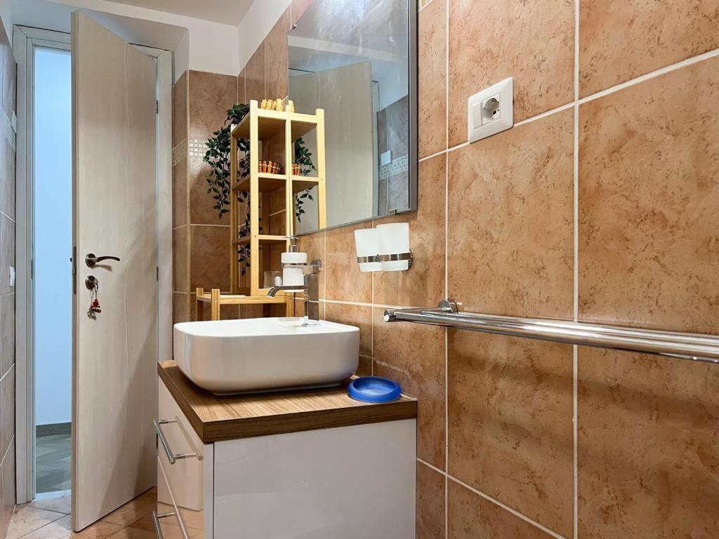 A Casa Di Ala Apartment Rome Exterior photo